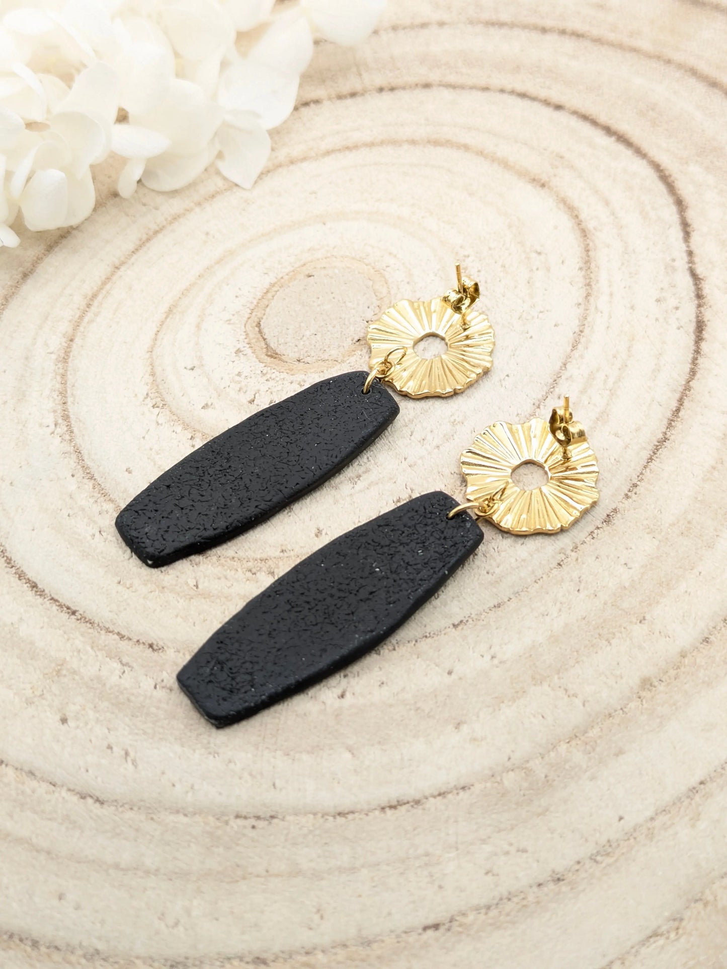 Boucles d'oreilles longues, vertes et fleuries
