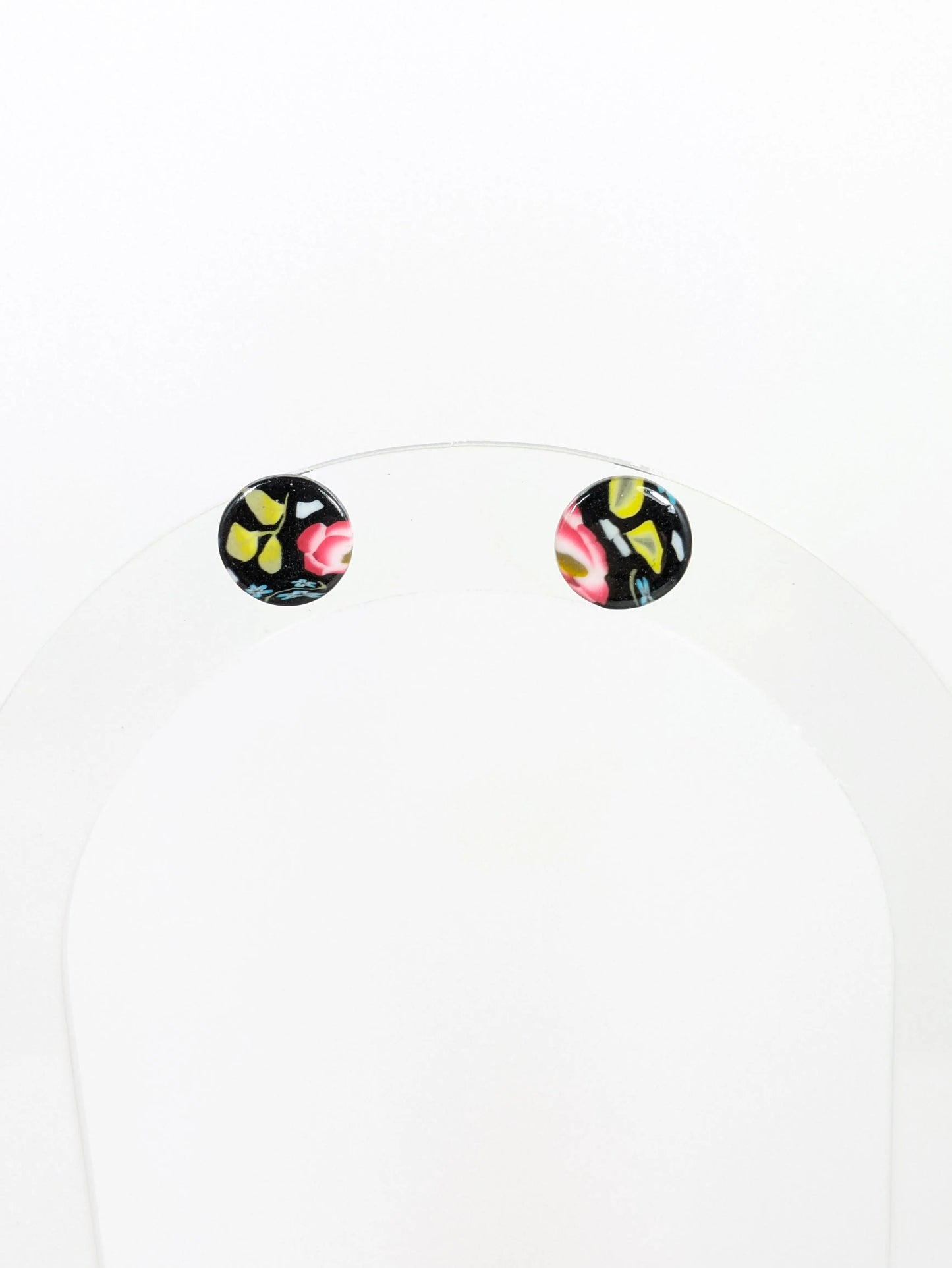 Boucles d'oreilles puces " Roses"