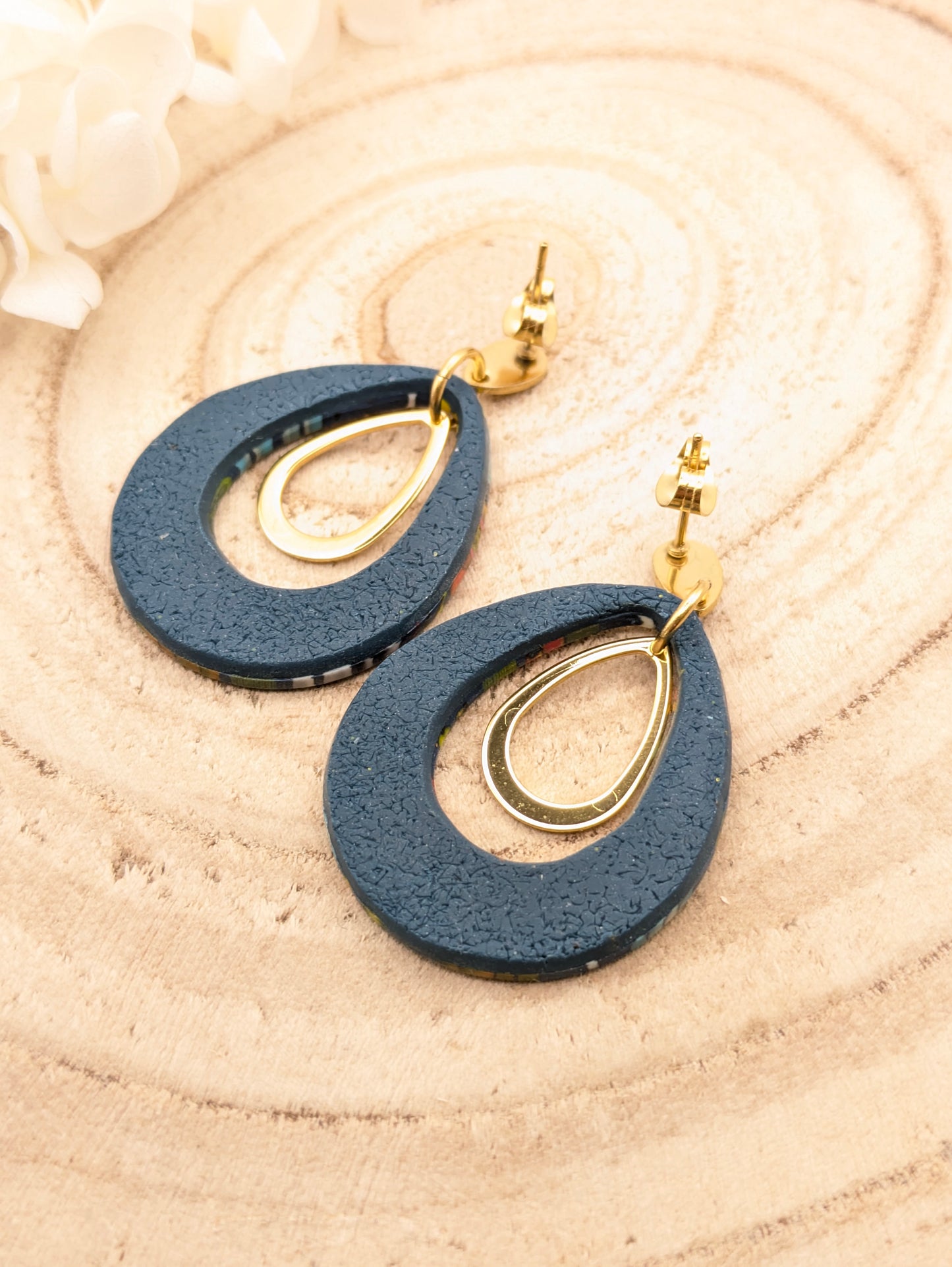 Boucles d'oreilles fleuries en pâte polymère