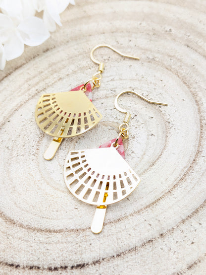 Boucles d'oreilles dorées imitation "Marbre rouge"