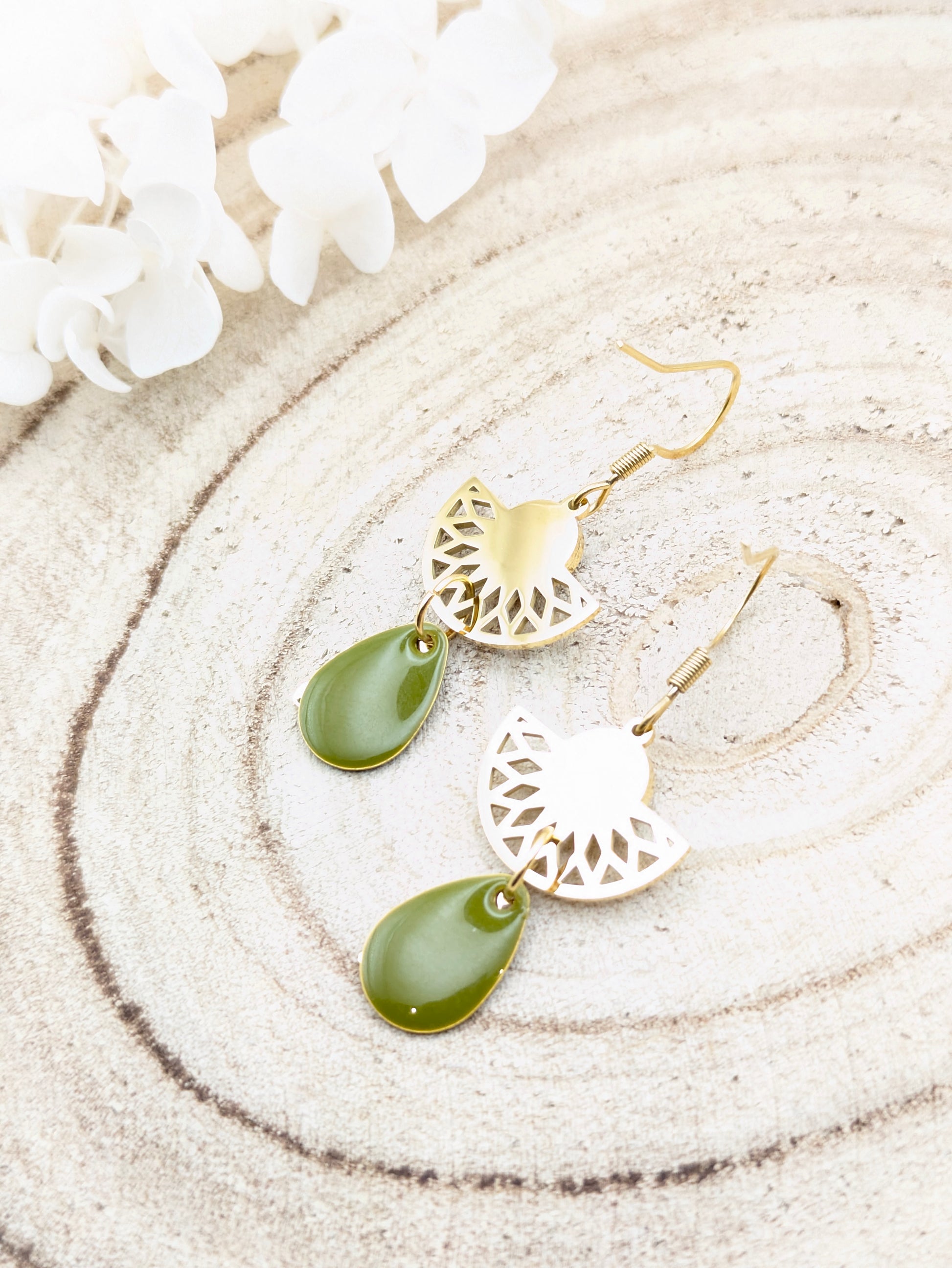 Boucles d'oreilles feuillage vert