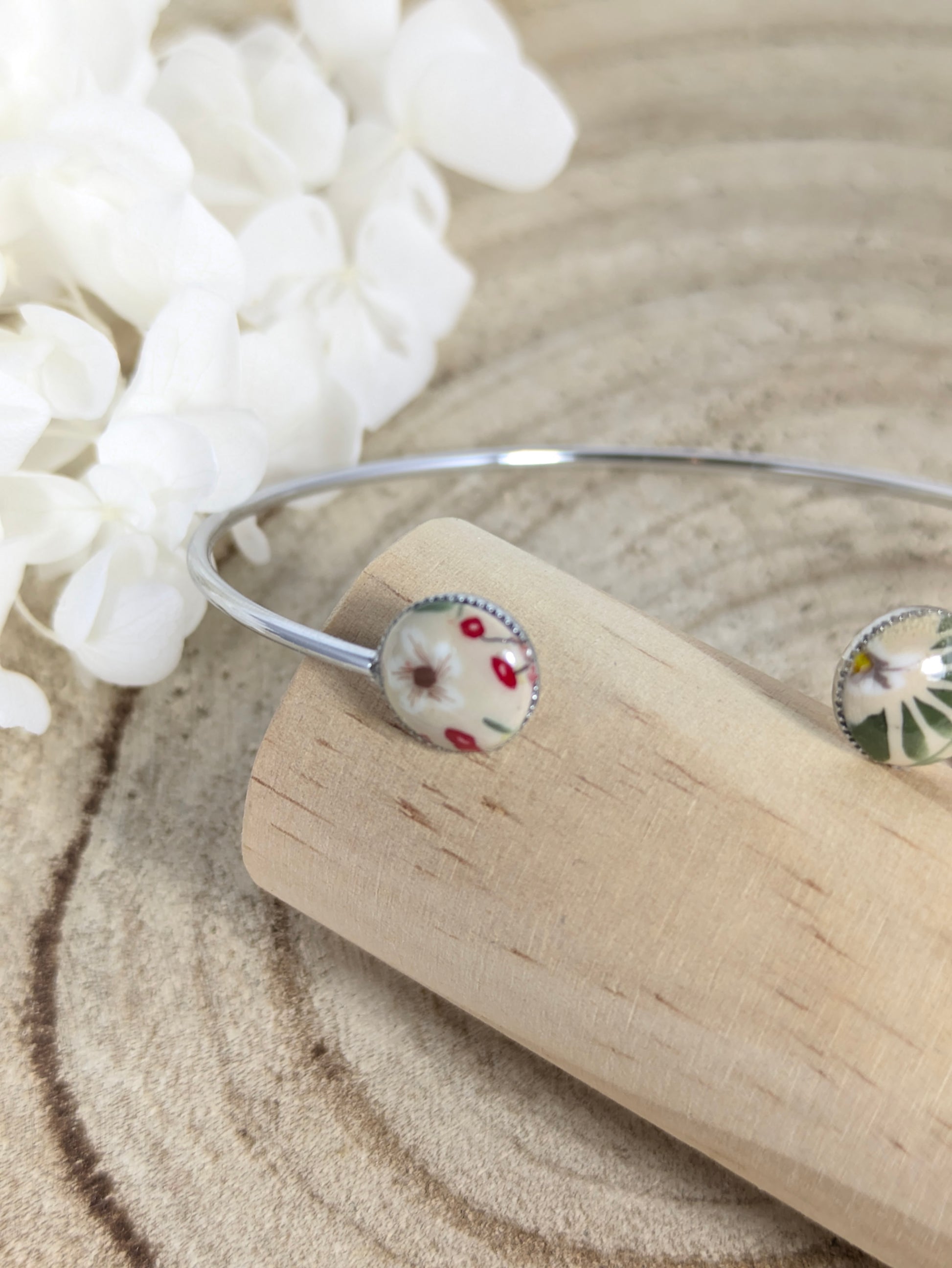 Bracelet jonc "Baies givrées"
