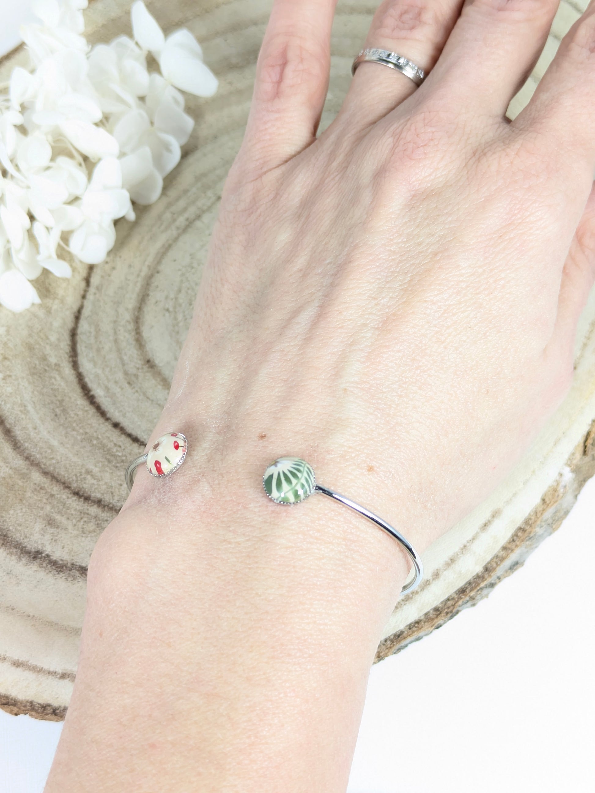Bracelet jonc "Baies givrées"