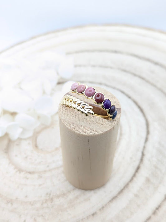 Bague feuillage multicolore rose et violet en pâte polymère - vue de face